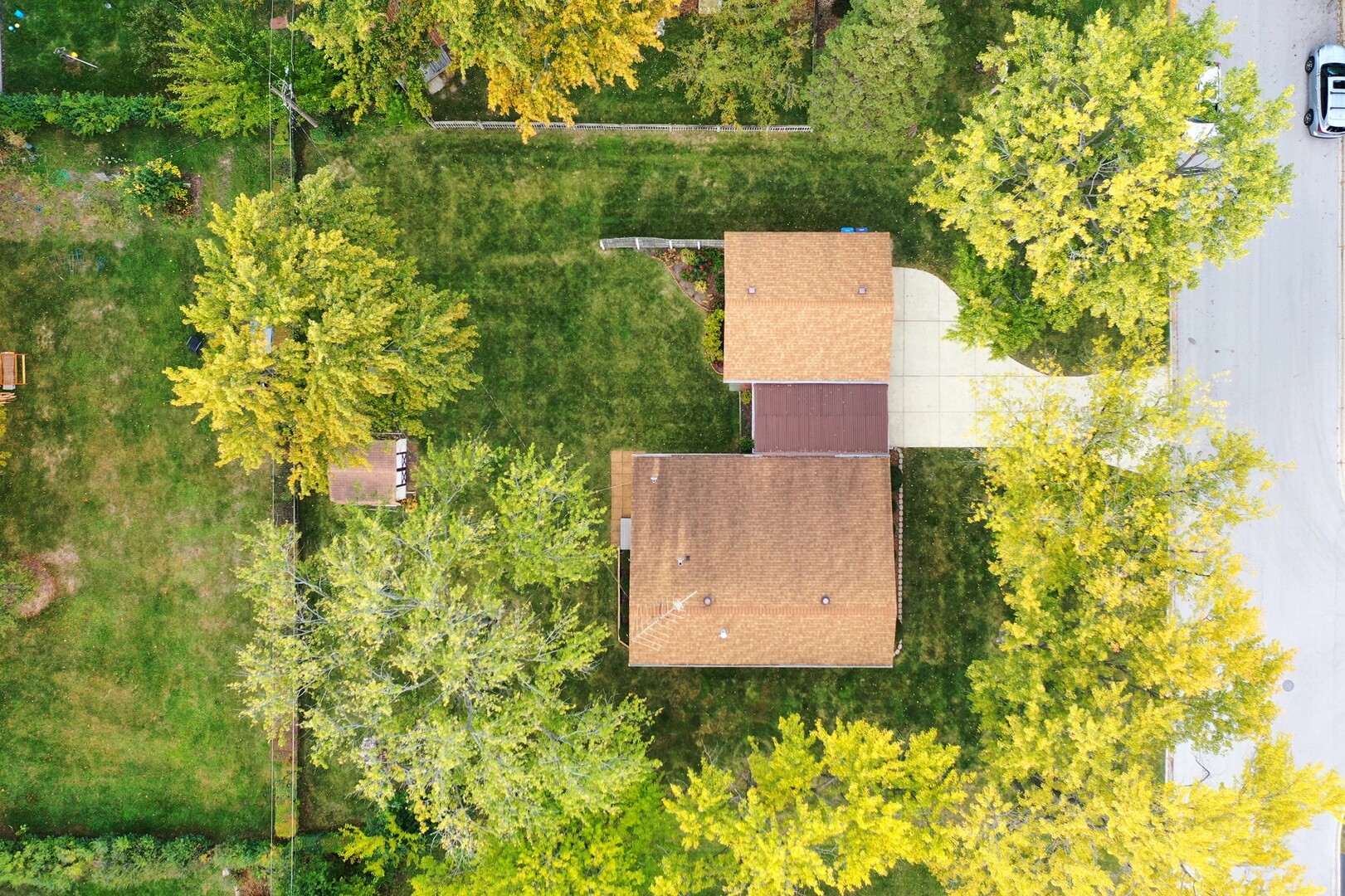 9010 S 84th Avenue, Hickory Hills, IL 60457