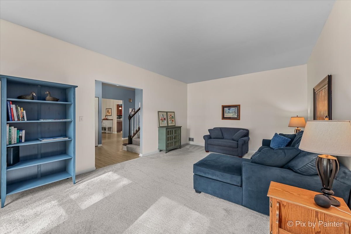 1820 Crofton Drive, Algonquin, IL 60102