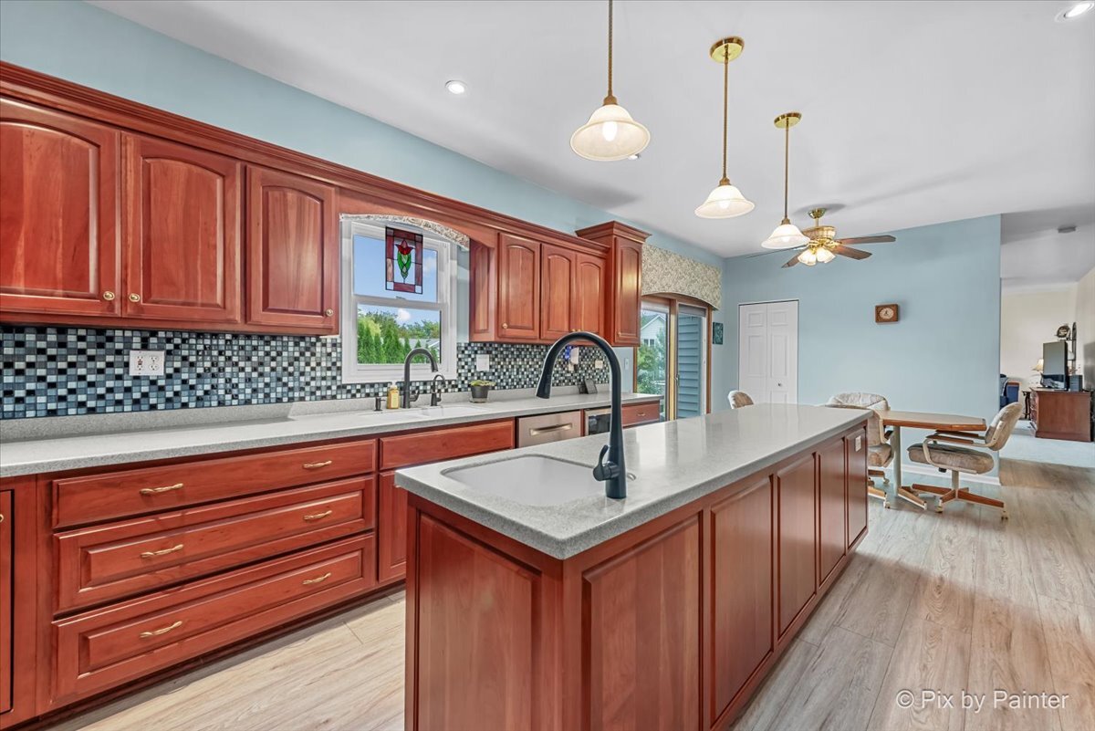 1820 Crofton Drive, Algonquin, IL 60102