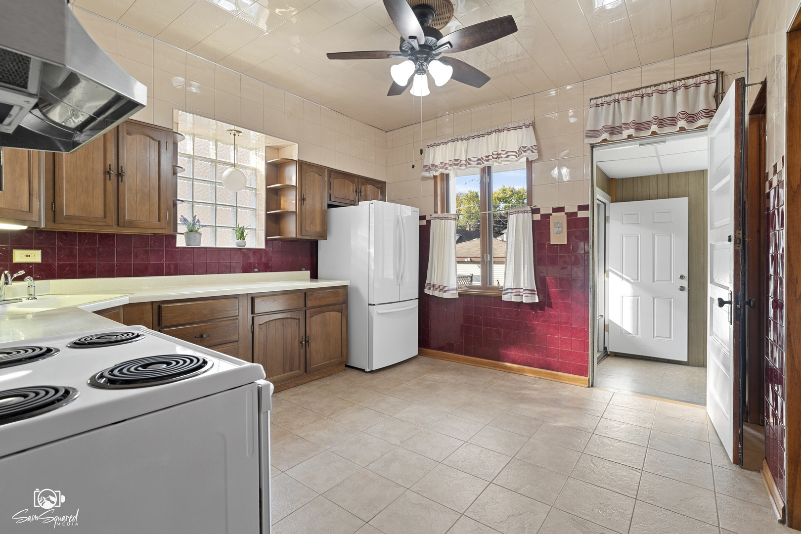 2240 Wesley Avenue, Berwyn, IL 60402