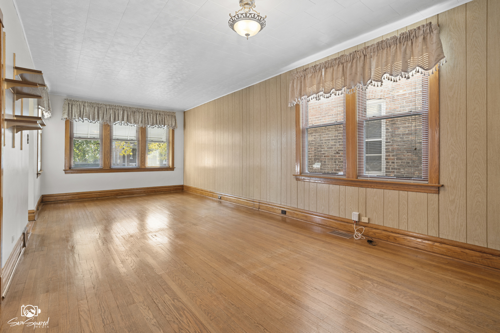 2240 Wesley Avenue, Berwyn, IL 60402