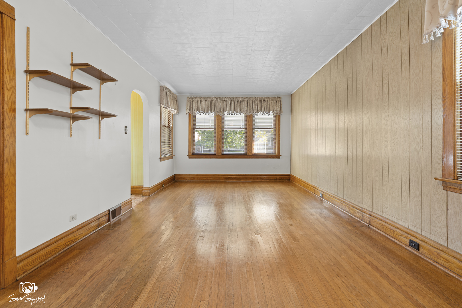 2240 Wesley Avenue, Berwyn, IL 60402