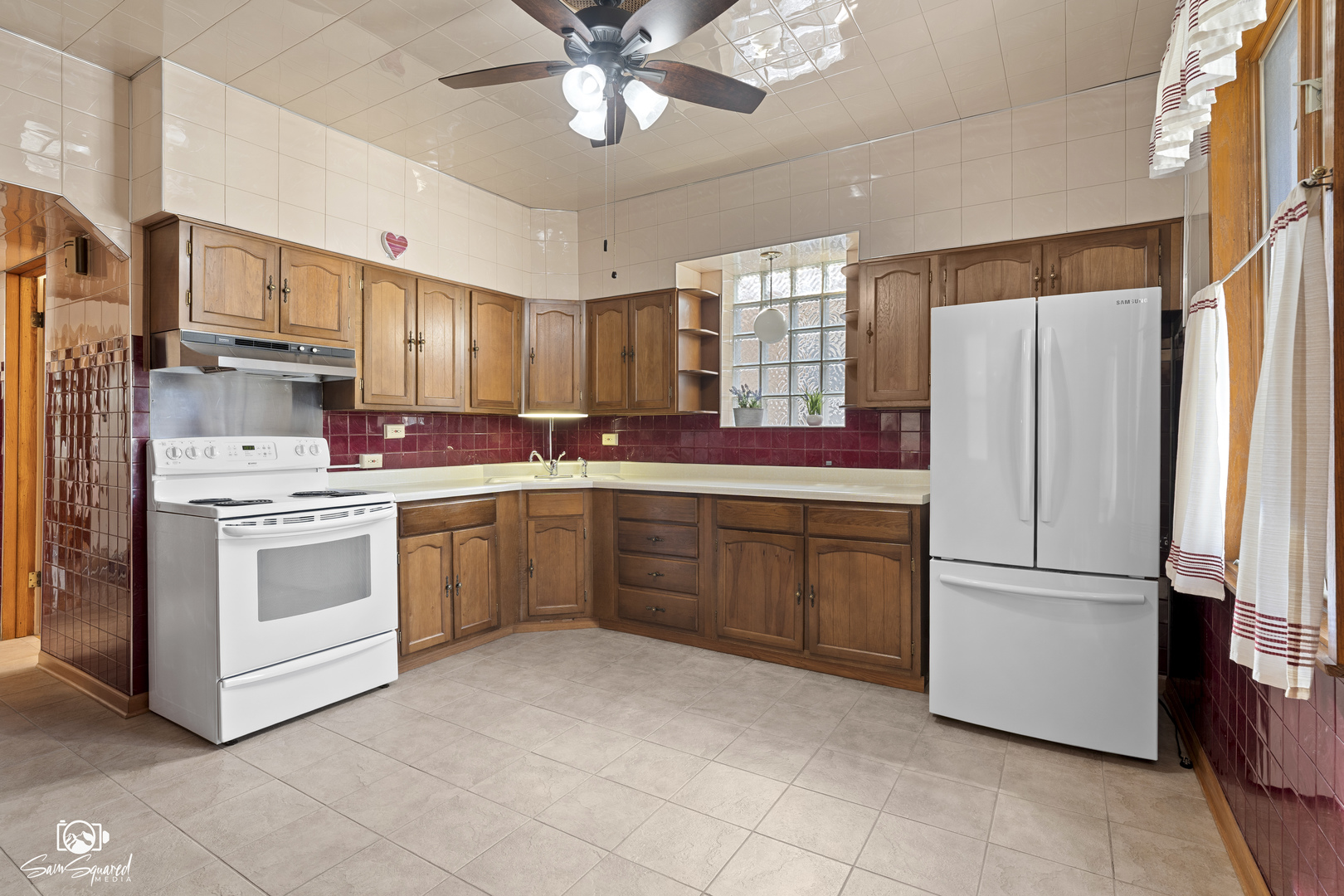 2240 Wesley Avenue, Berwyn, IL 60402