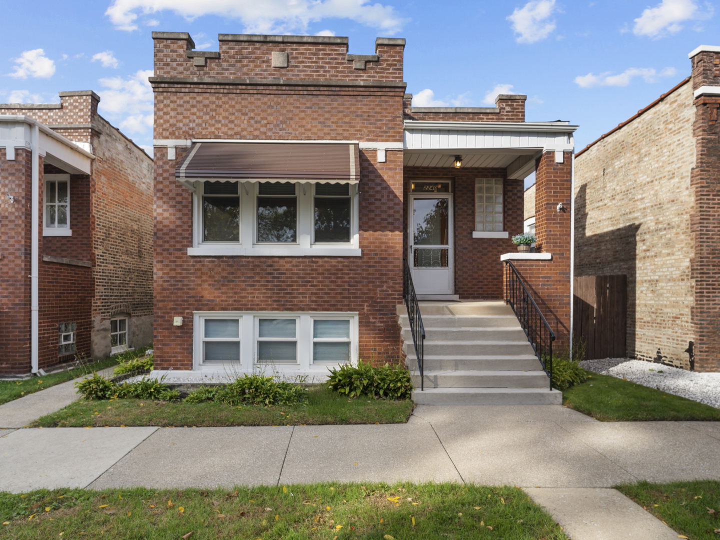 2240 Wesley Avenue, Berwyn, IL 60402