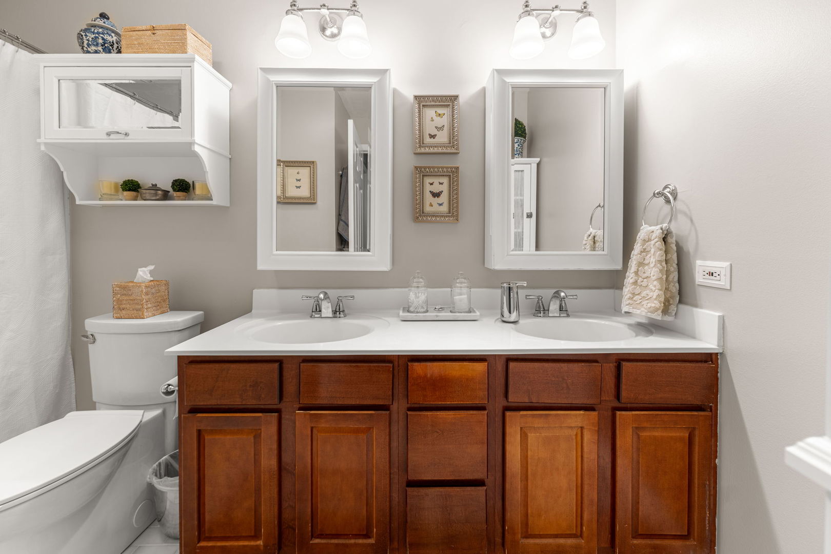 1451 Meadowsedge Lane, Carpentersville, IL 60110