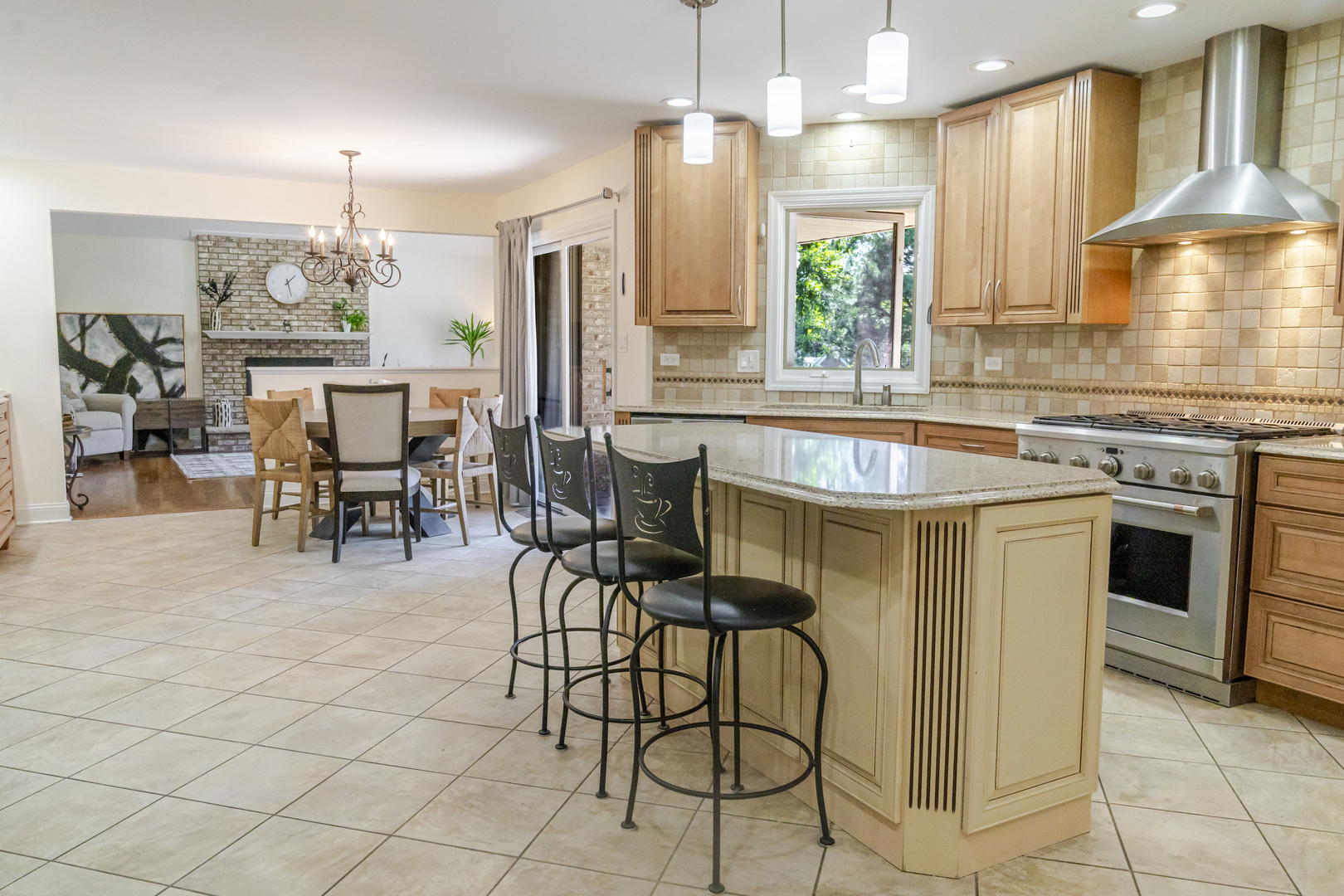 18028 Esther Drive, Orland Park, IL 60467