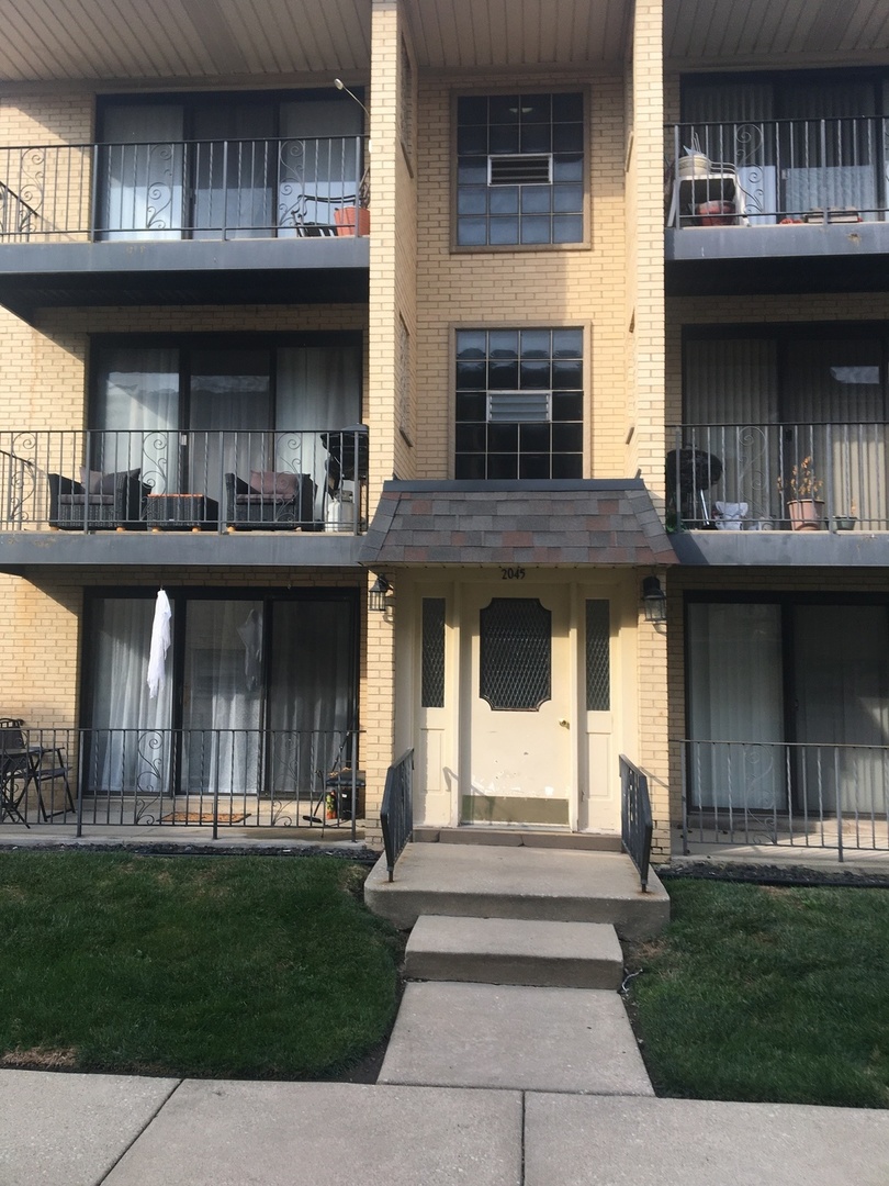 2045 N Harlem Avenue #1E, Chicago, IL 60707