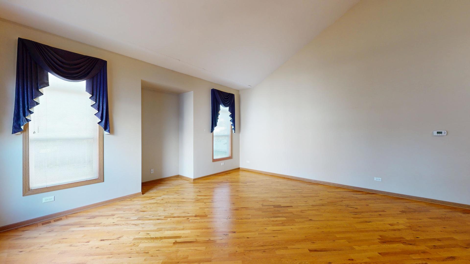 609 Chestnut Drive, Oswego, IL 60543