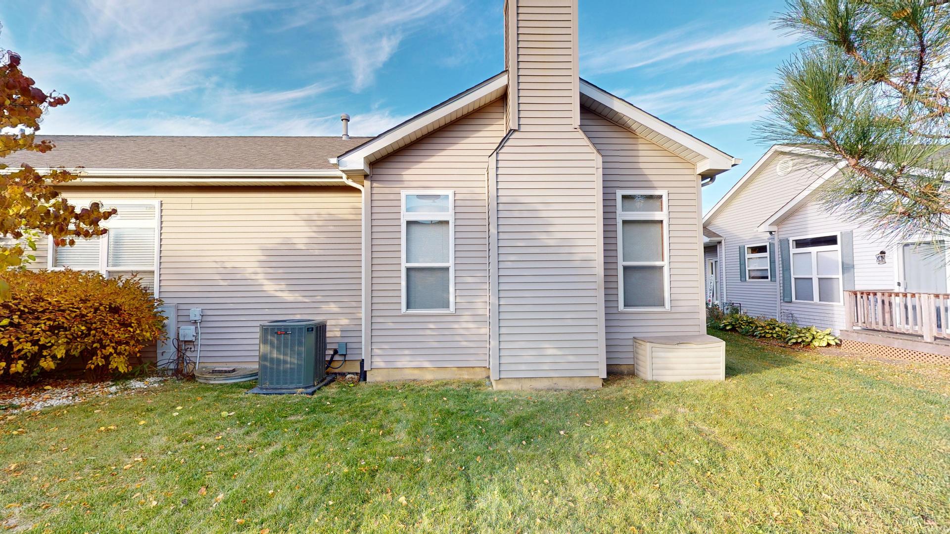 609 Chestnut Drive, Oswego, IL 60543