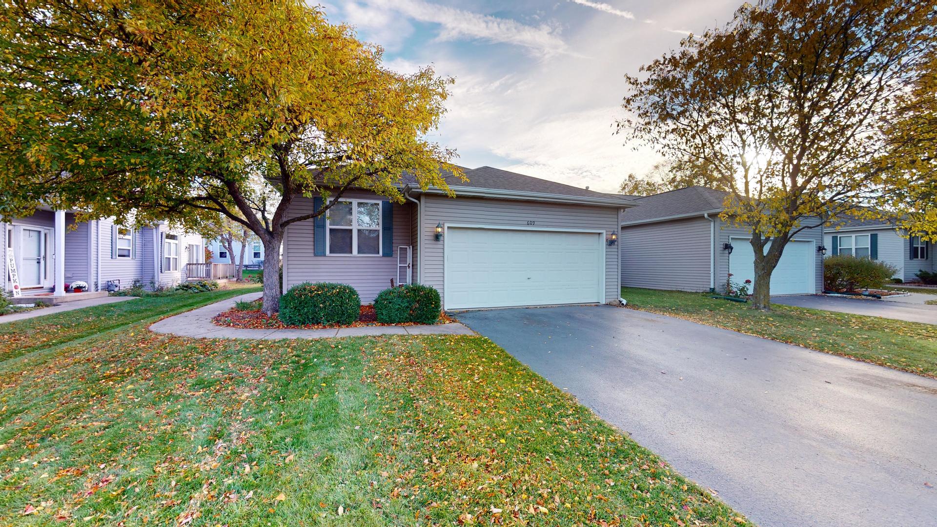 609 Chestnut Drive, Oswego, IL 60543