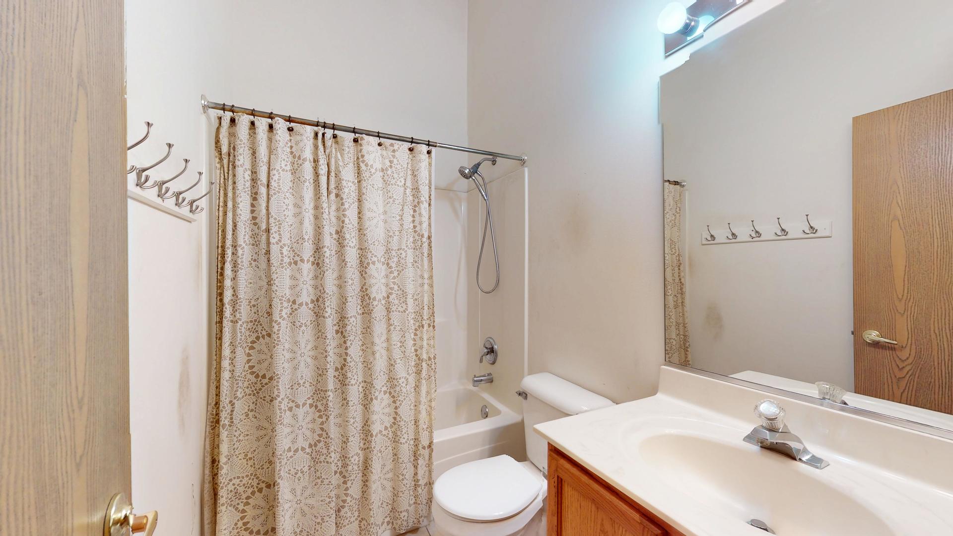 609 Chestnut Drive, Oswego, IL 60543