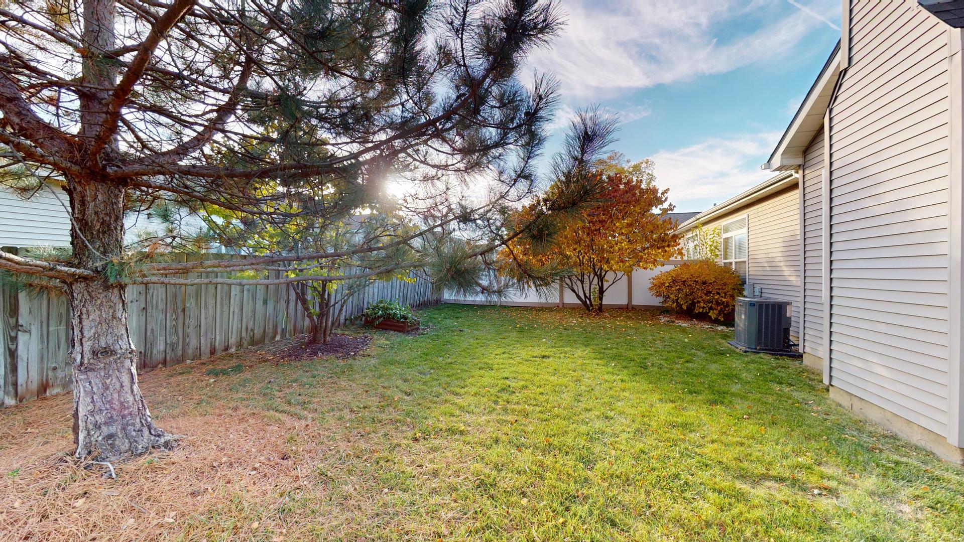 609 Chestnut Drive, Oswego, IL 60543