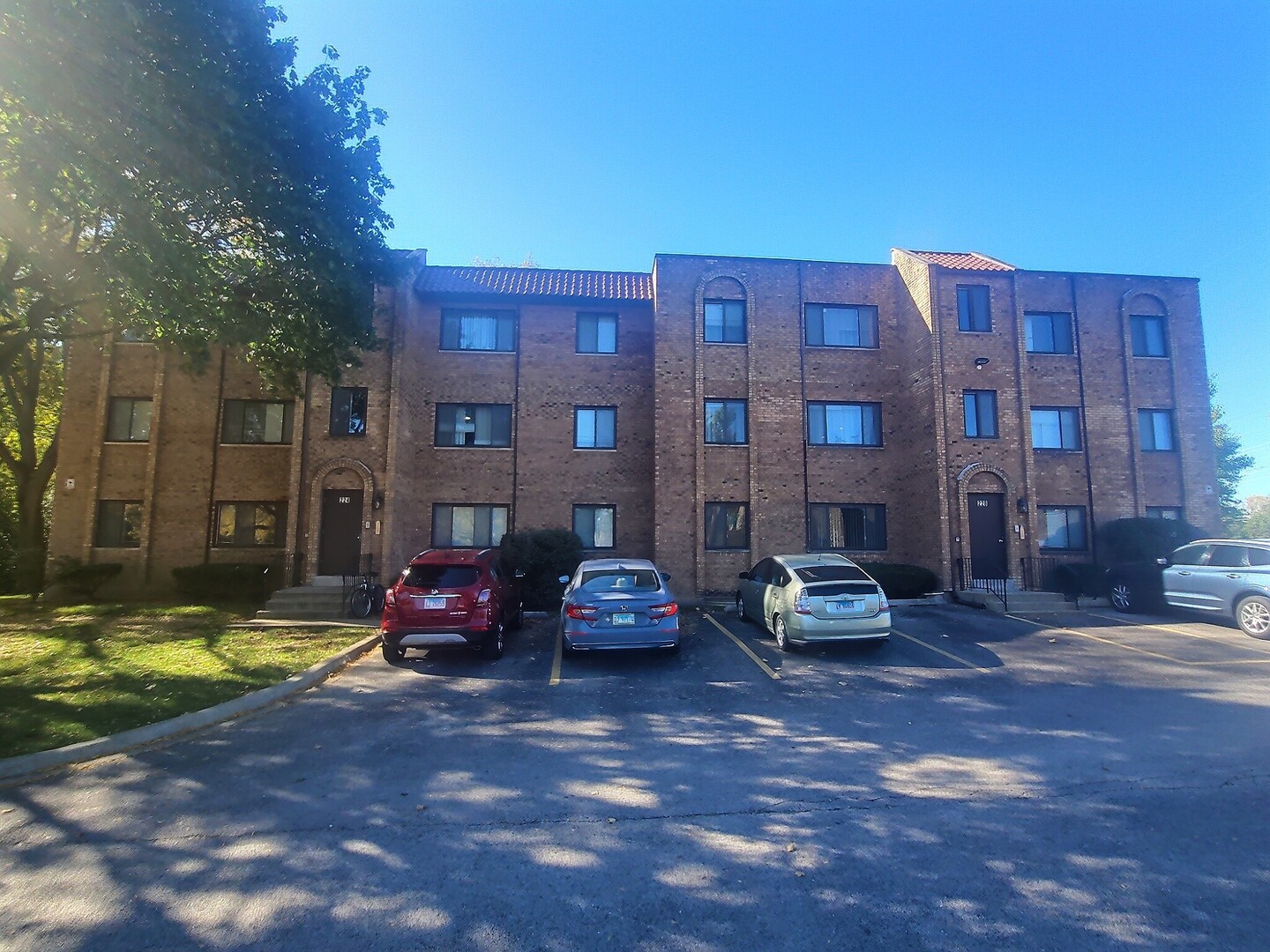 224, 228 E Rimini Court, Palatine, IL 60067