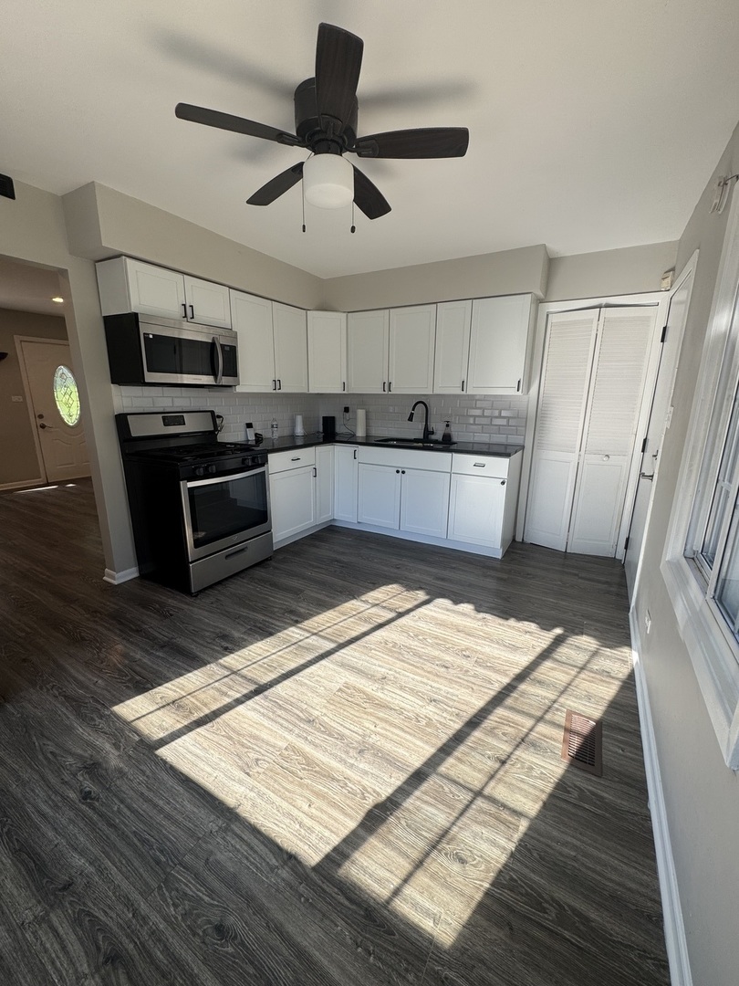 3614 Wheelwood Court, Hazel Crest, IL 60429