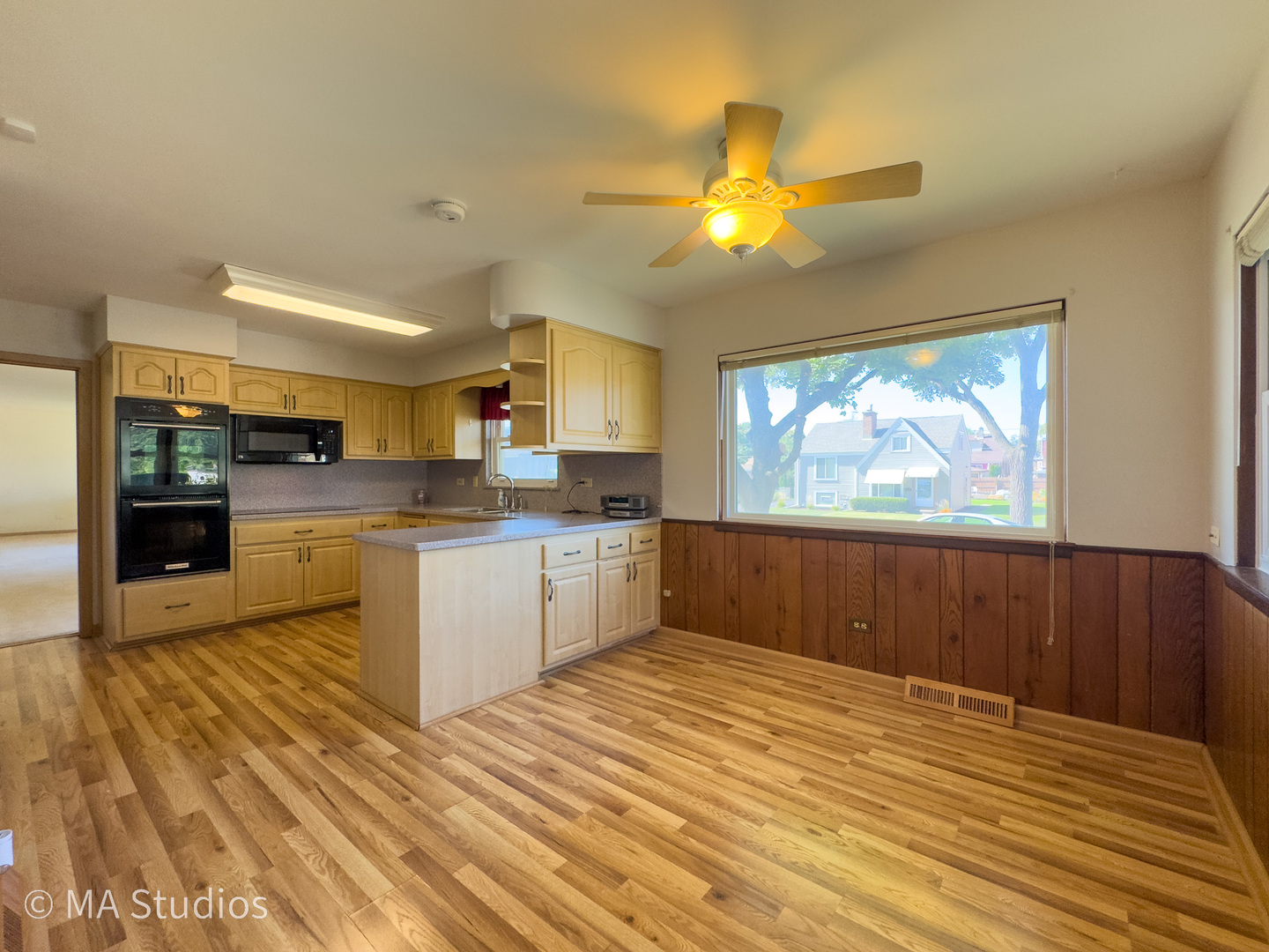 8636 40th Street, Lyons, IL 60534