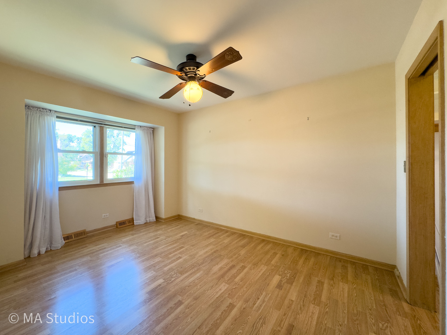 8636 40th Street, Lyons, IL 60534