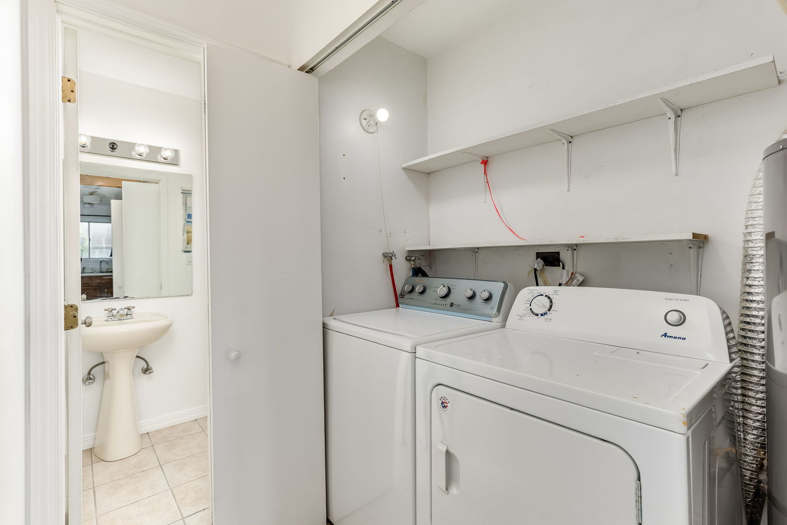 14 FERNWOOD Drive #B, Bolingbrook, IL 60440