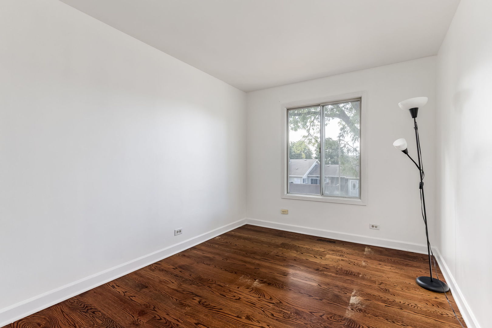 14 FERNWOOD Drive #B, Bolingbrook, IL 60440