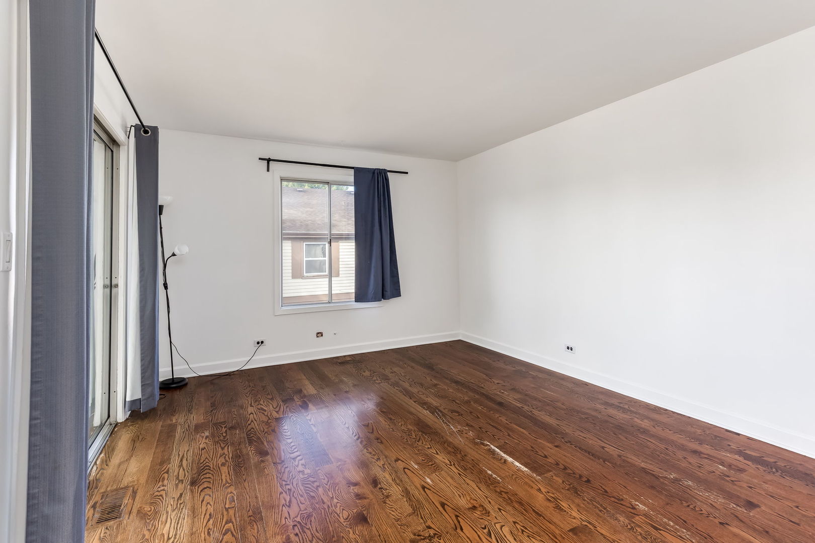 14 FERNWOOD Drive #B, Bolingbrook, IL 60440