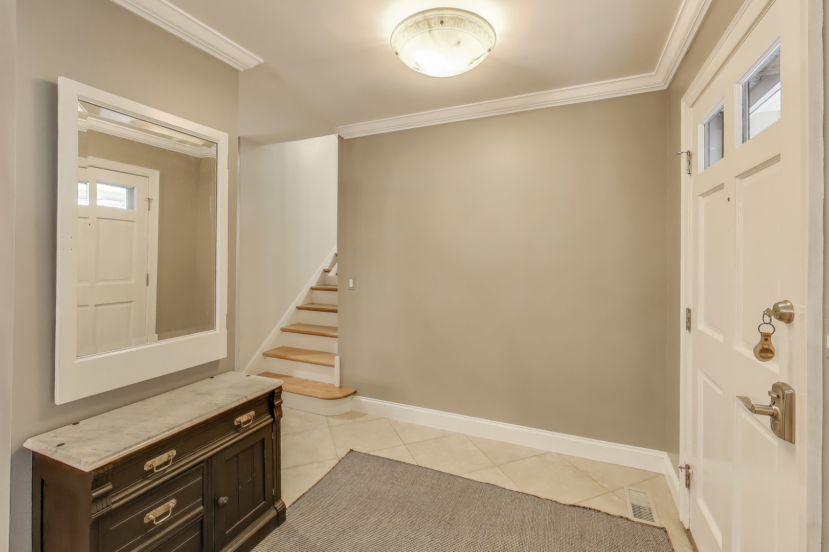 280 Cypress Lane, Libertyville, IL 60048