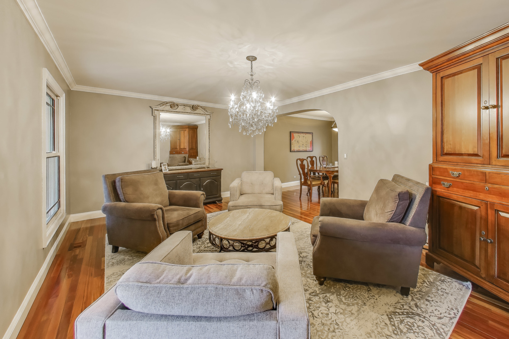 280 Cypress Lane, Libertyville, IL 60048