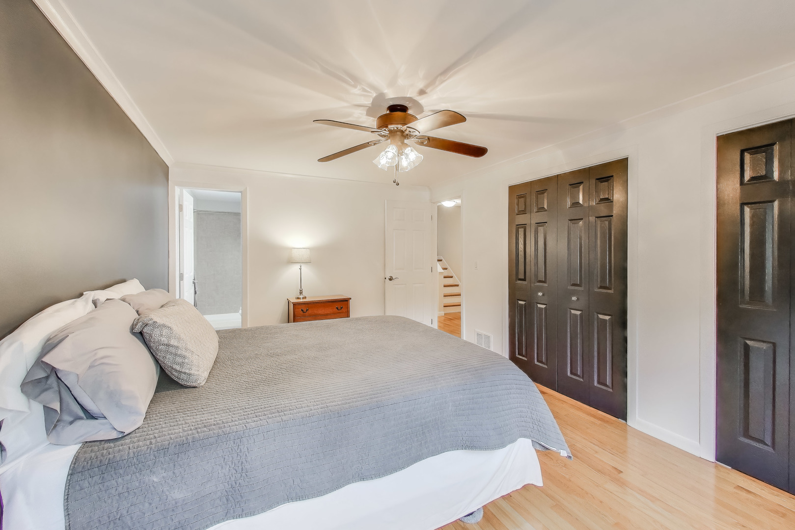 280 Cypress Lane, Libertyville, IL 60048