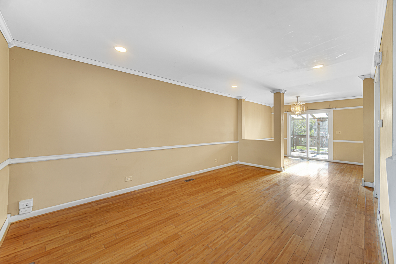 1791 McCormick Lane, Hanover Park, IL 60133