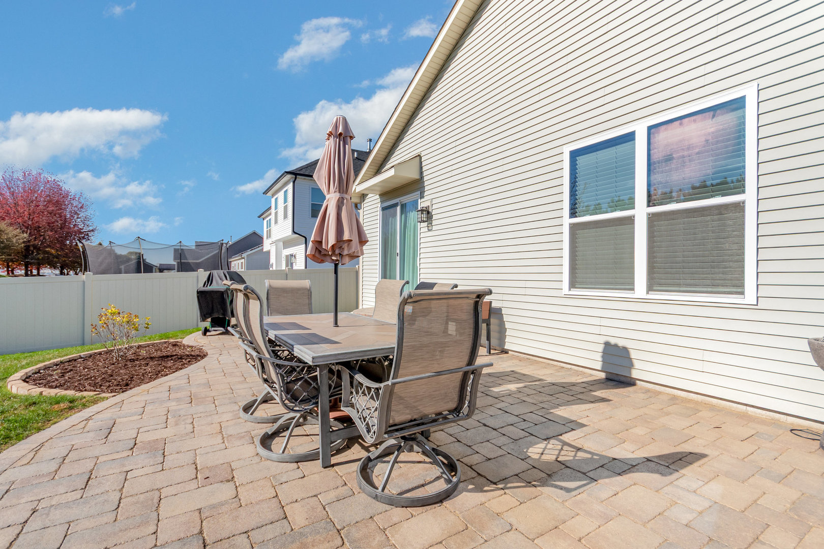 531 W Meadowdale Circle, Hampshire, IL 60140