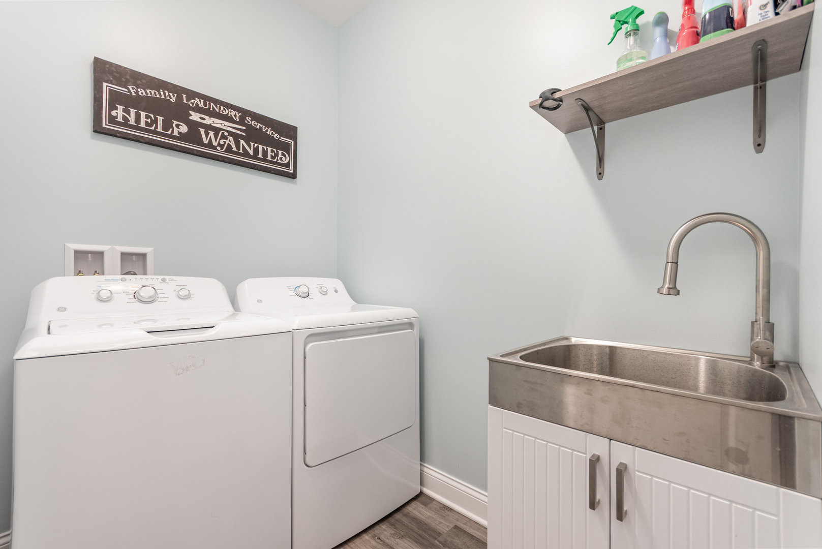 531 W Meadowdale Circle, Hampshire, IL 60140