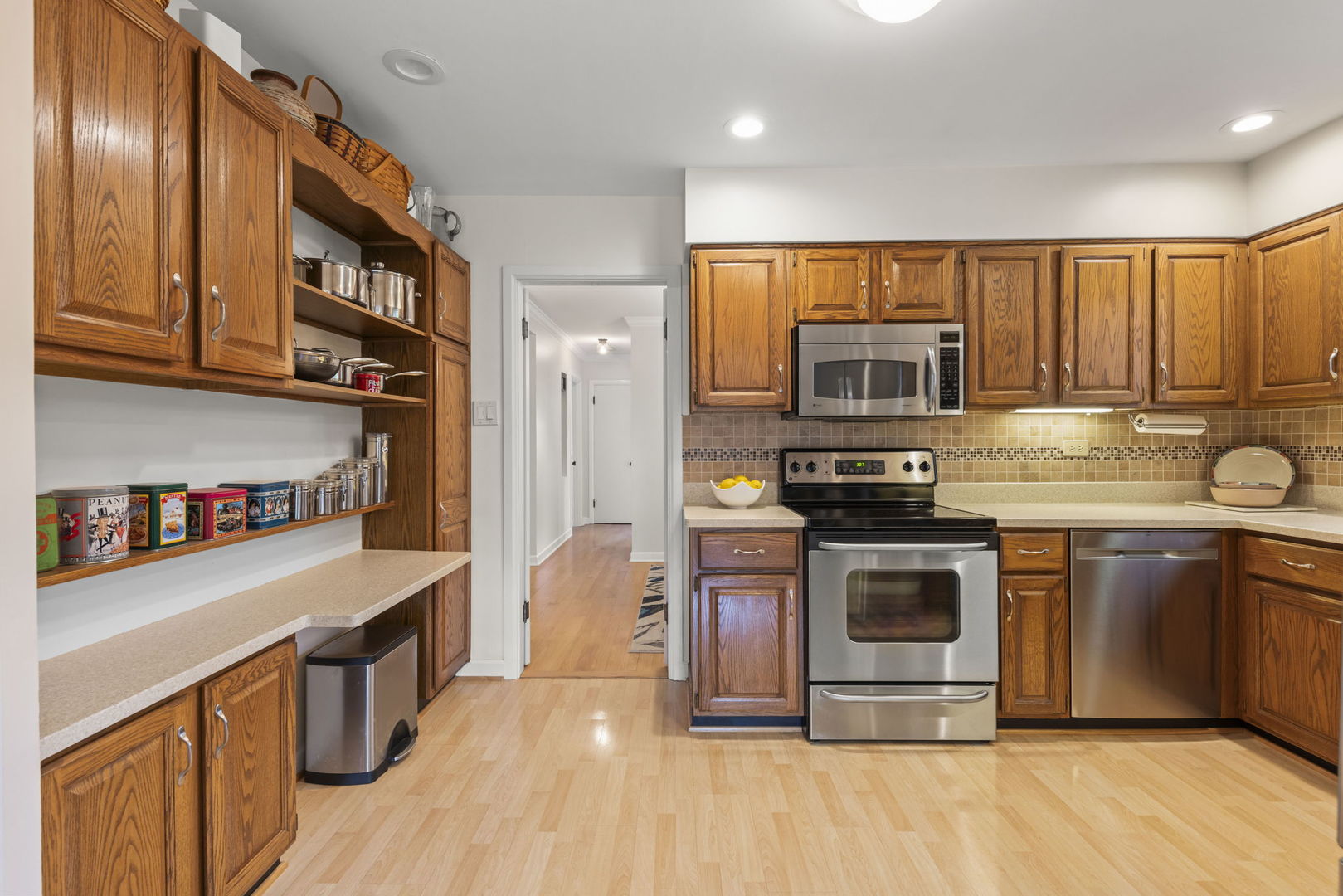 7000 27th Street, Berwyn, IL 60402