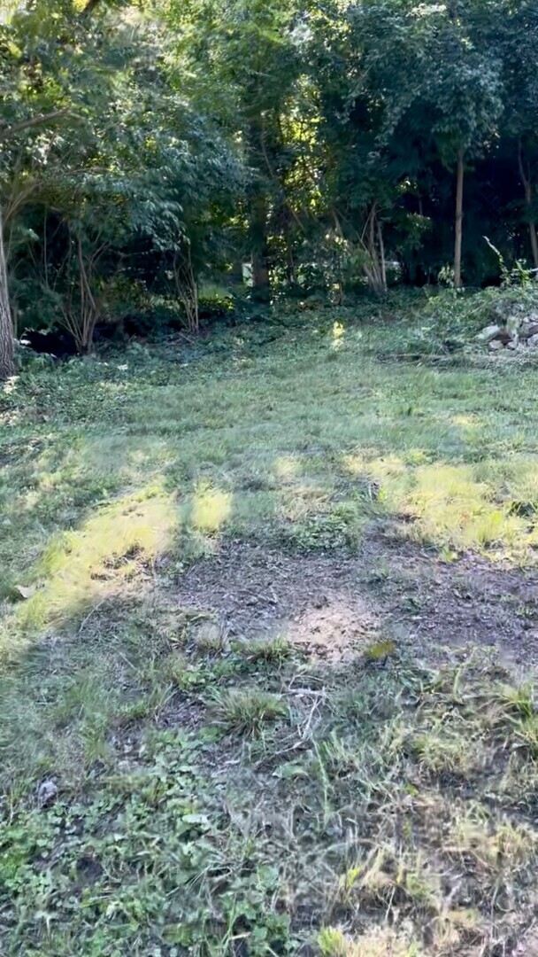 17 E Lyncliff Drive, Oswego, IL 60543