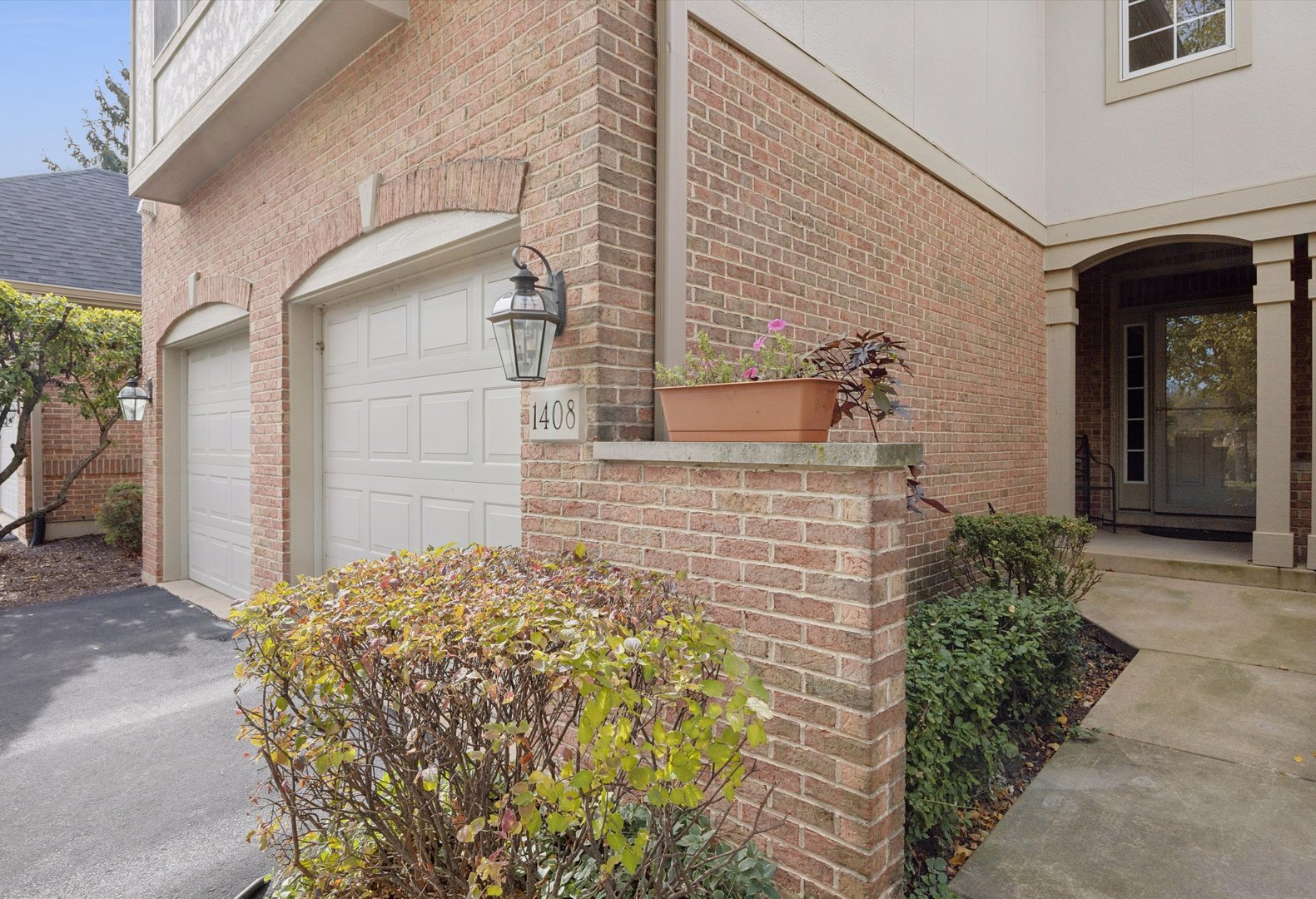 1408 Ashbury Drive, Lemont, IL 60439