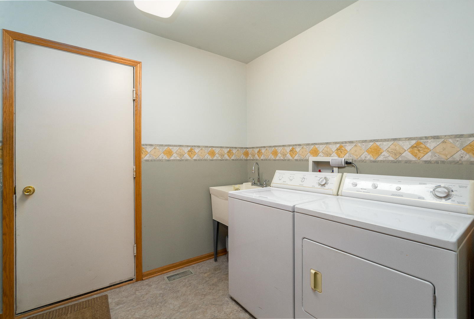 11628 Hidden Valley Cove, Orland Park, IL 60467