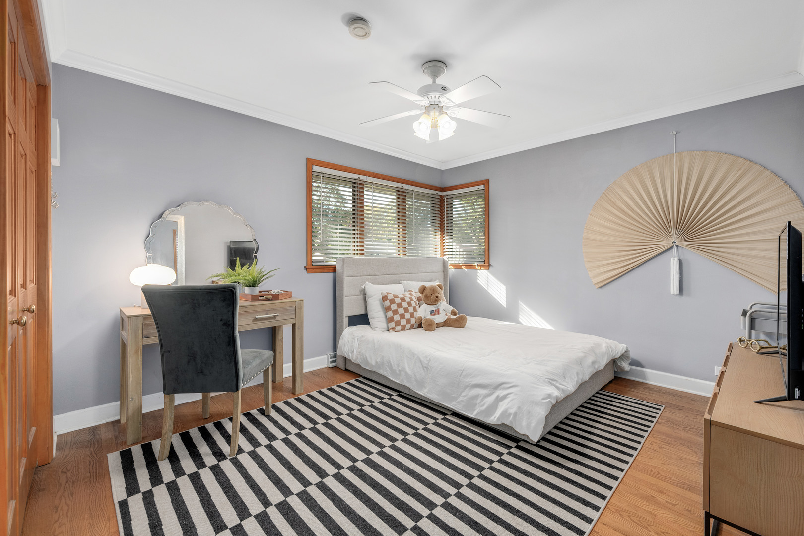 5305 Howard Avenue, Western Springs, IL 60558