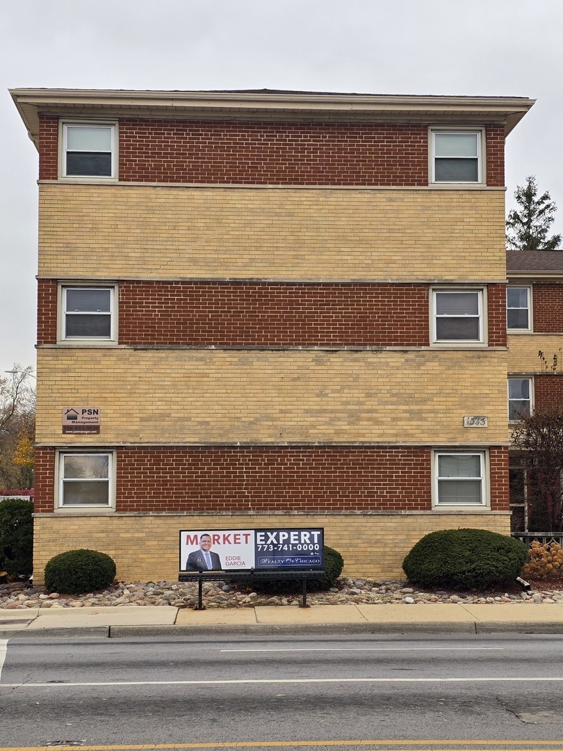 1543 Harlem Avenue #3W, Forest Park, IL 60130
