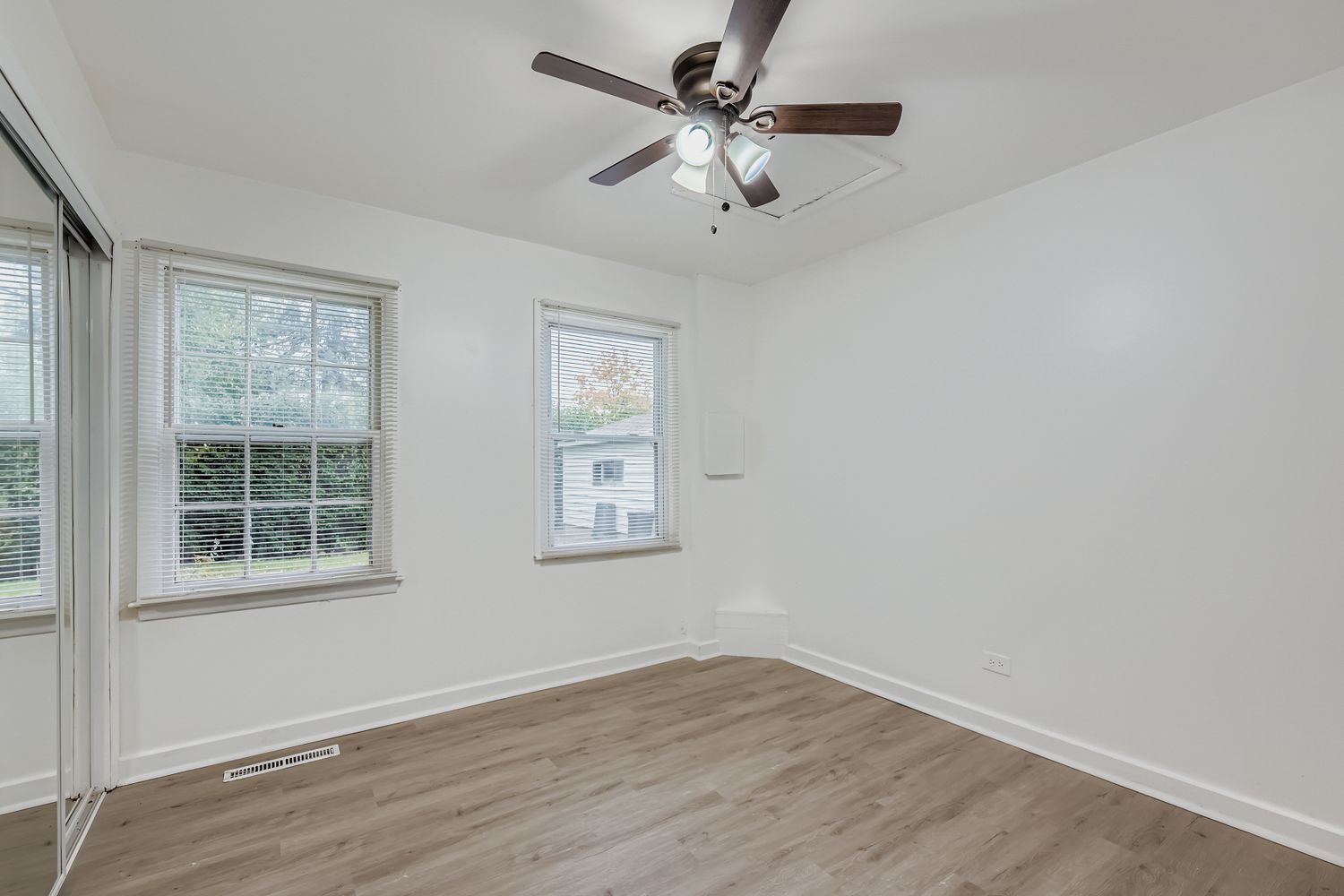 509 ELDER Lane, Glenview, IL 60025