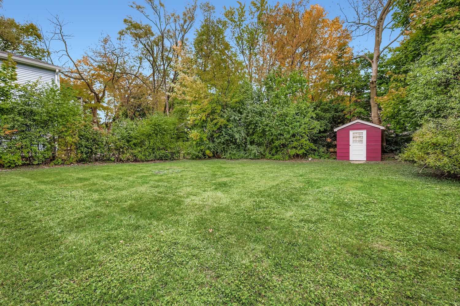 115 W HELEN Road, Palatine, IL 60067