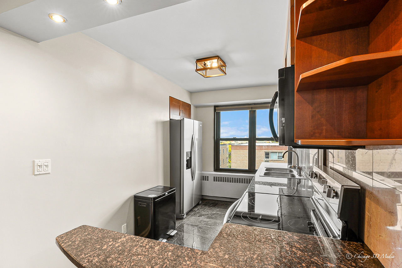 6118 N Sheridan Road #608, Chicago, IL 60660