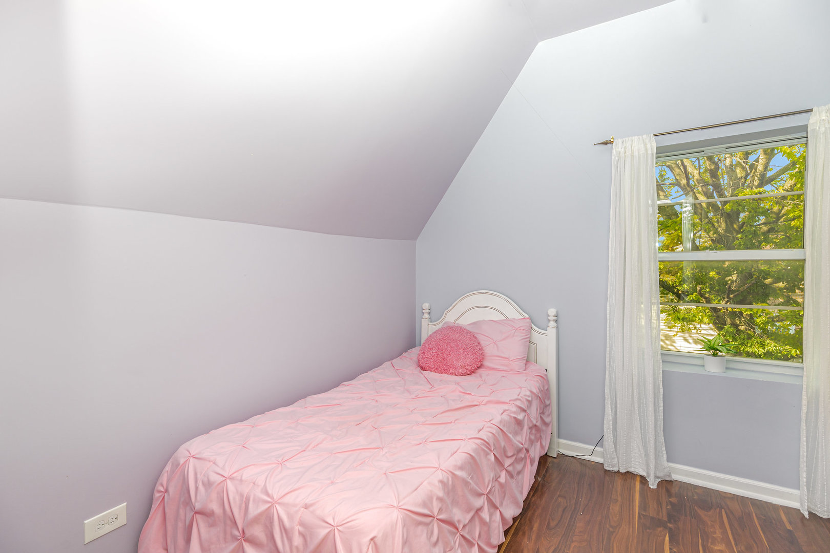 1320 S Heath Avenue, Chicago, IL 60608