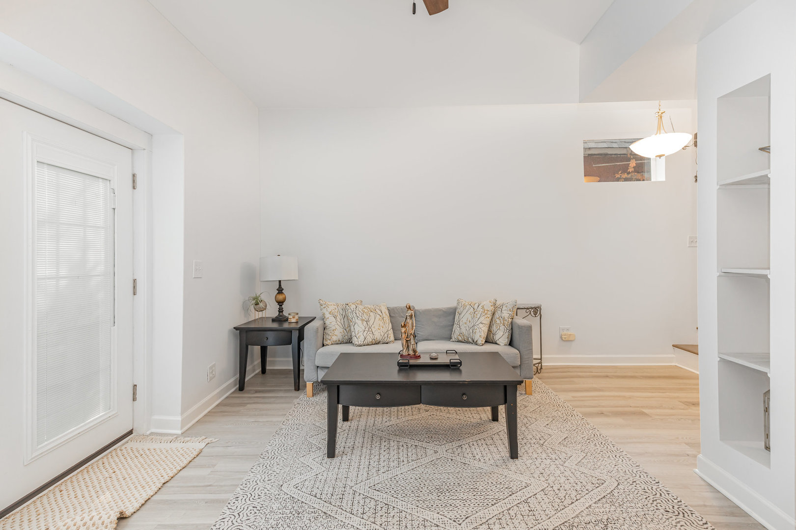 1320 S Heath Avenue, Chicago, IL 60608