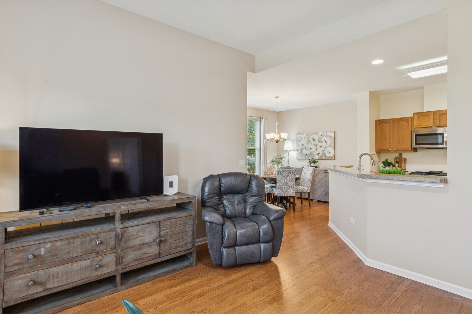 Naperville, IL 60564