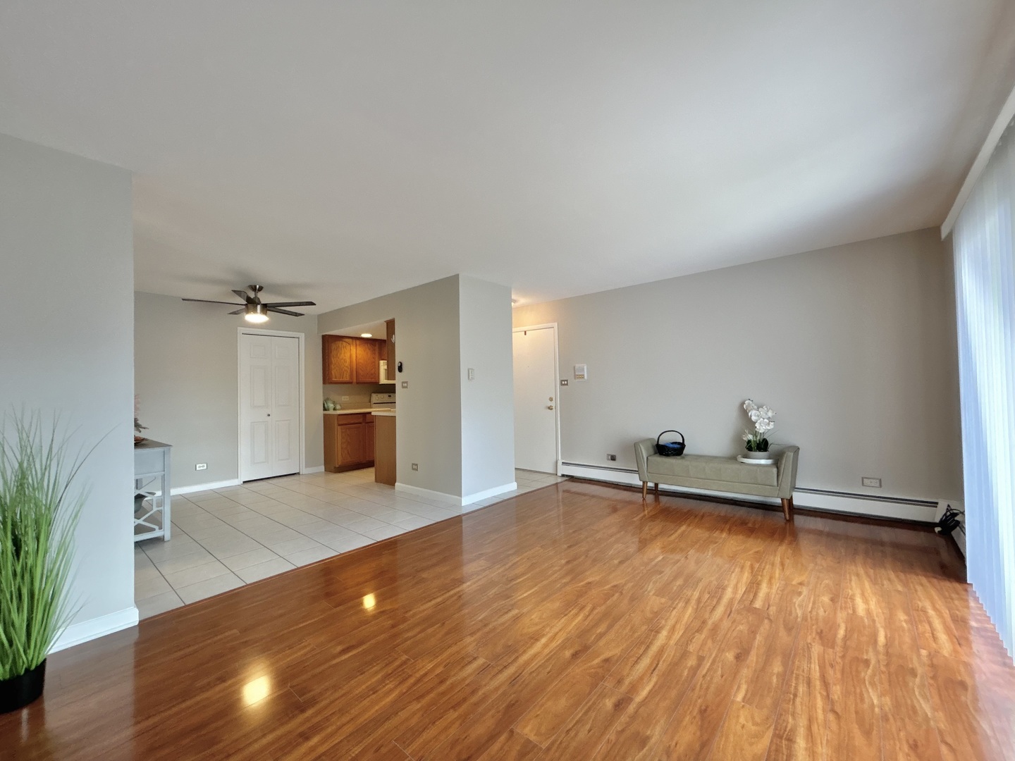 12817 CARRIAGE Lane #5, Crestwood, IL 60418