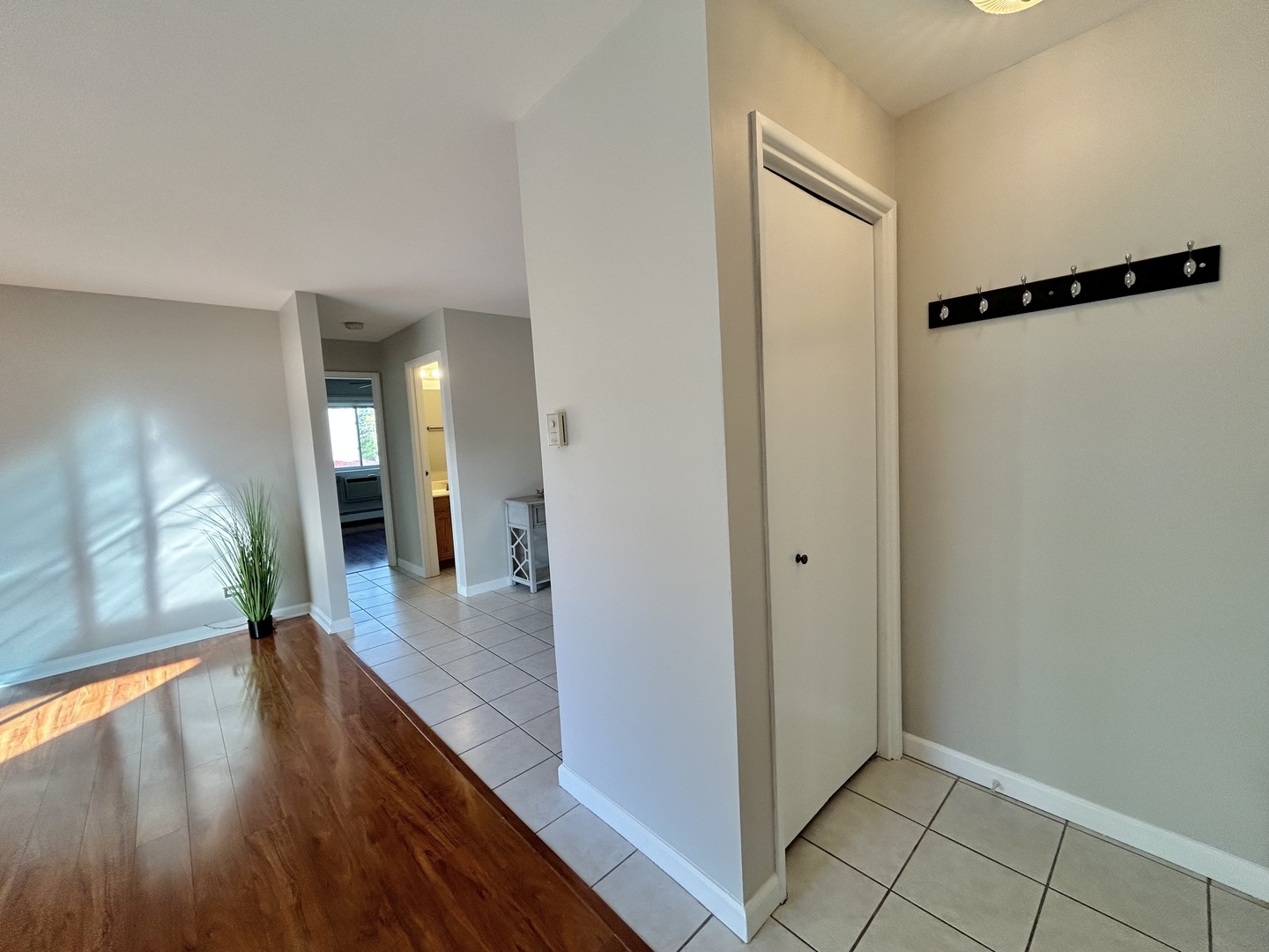 12817 CARRIAGE Lane #5, Crestwood, IL 60418