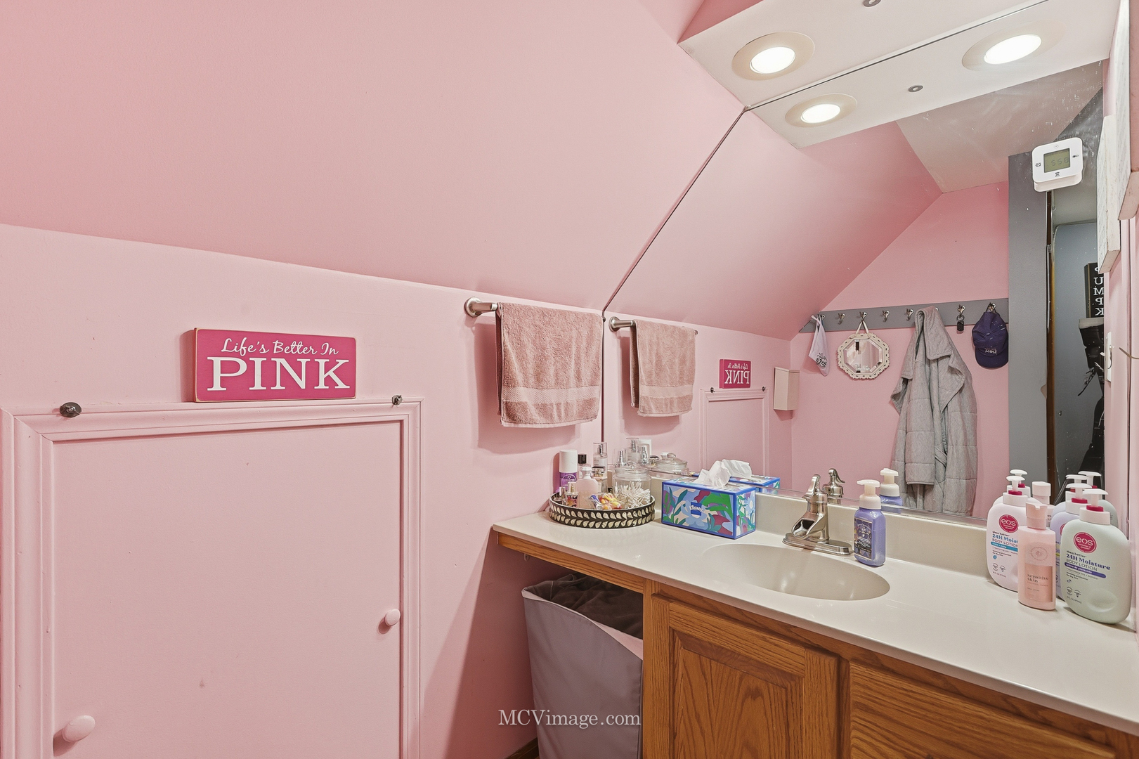 13125 E Playfield Drive, Crestwood, IL 60418