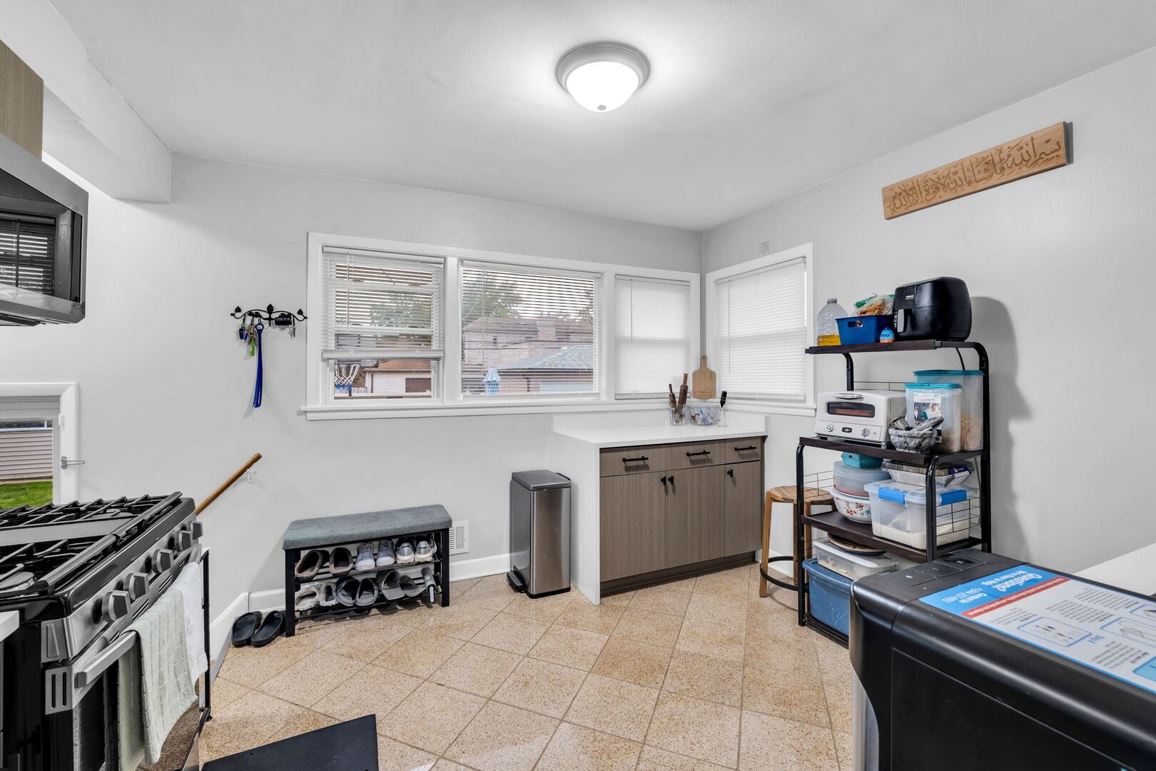 7424 Crawford Avenue, Skokie, IL 60076