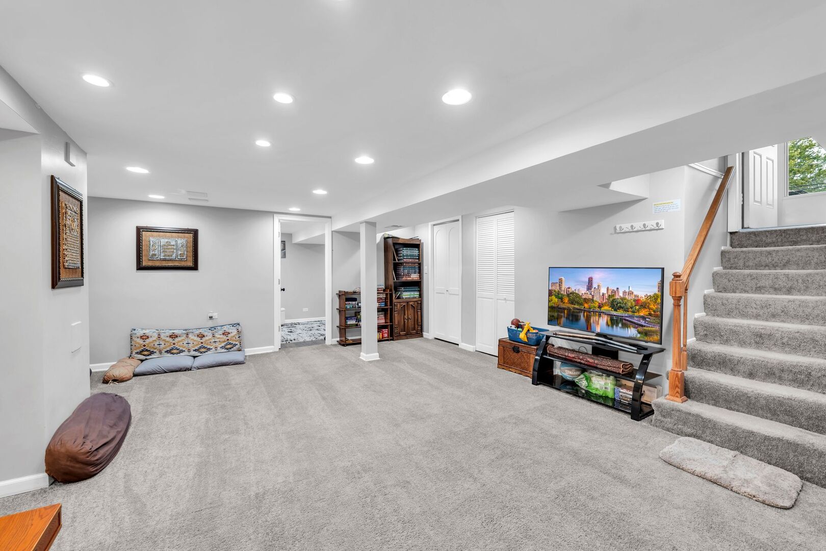 7424 Crawford Avenue, Skokie, IL 60076