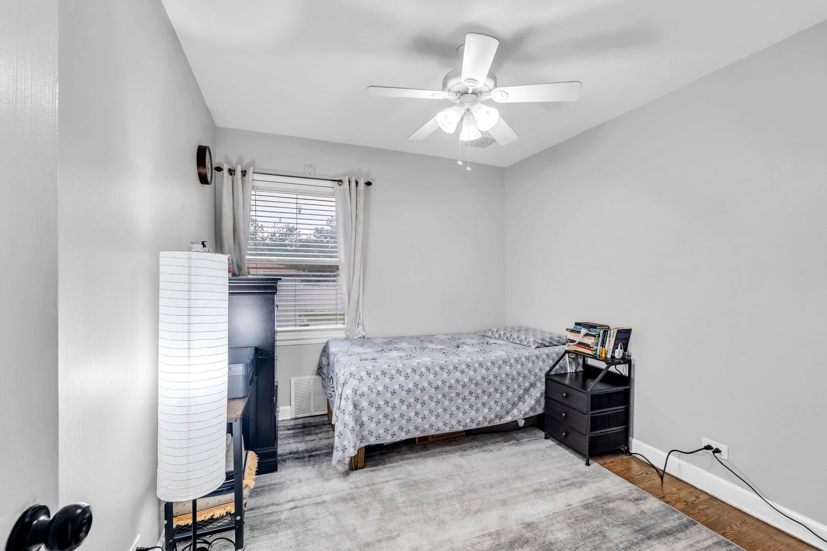 7424 Crawford Avenue, Skokie, IL 60076