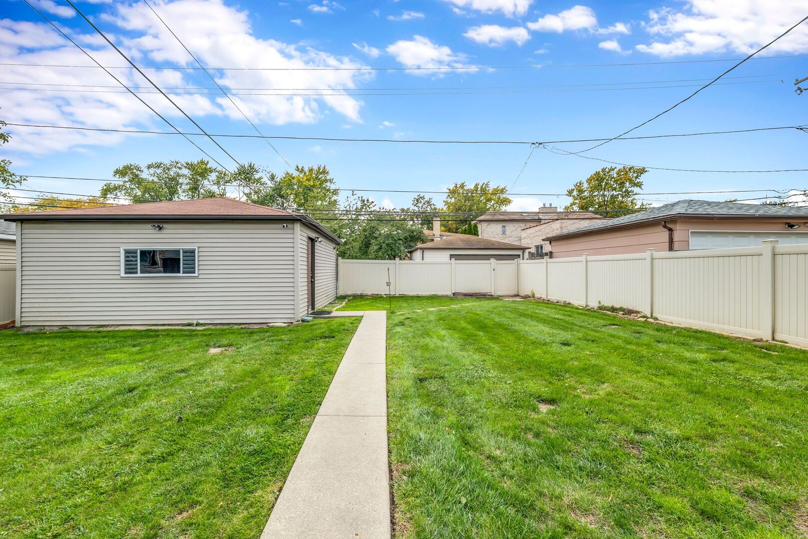 7424 Crawford Avenue, Skokie, IL 60076