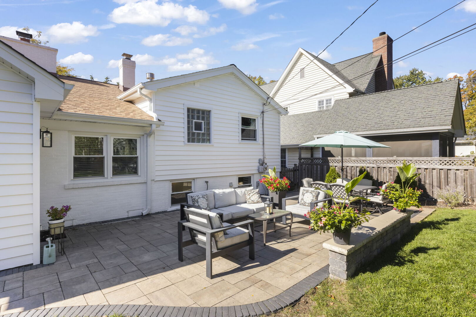 211 Crest Road, Glen Ellyn, IL 60137