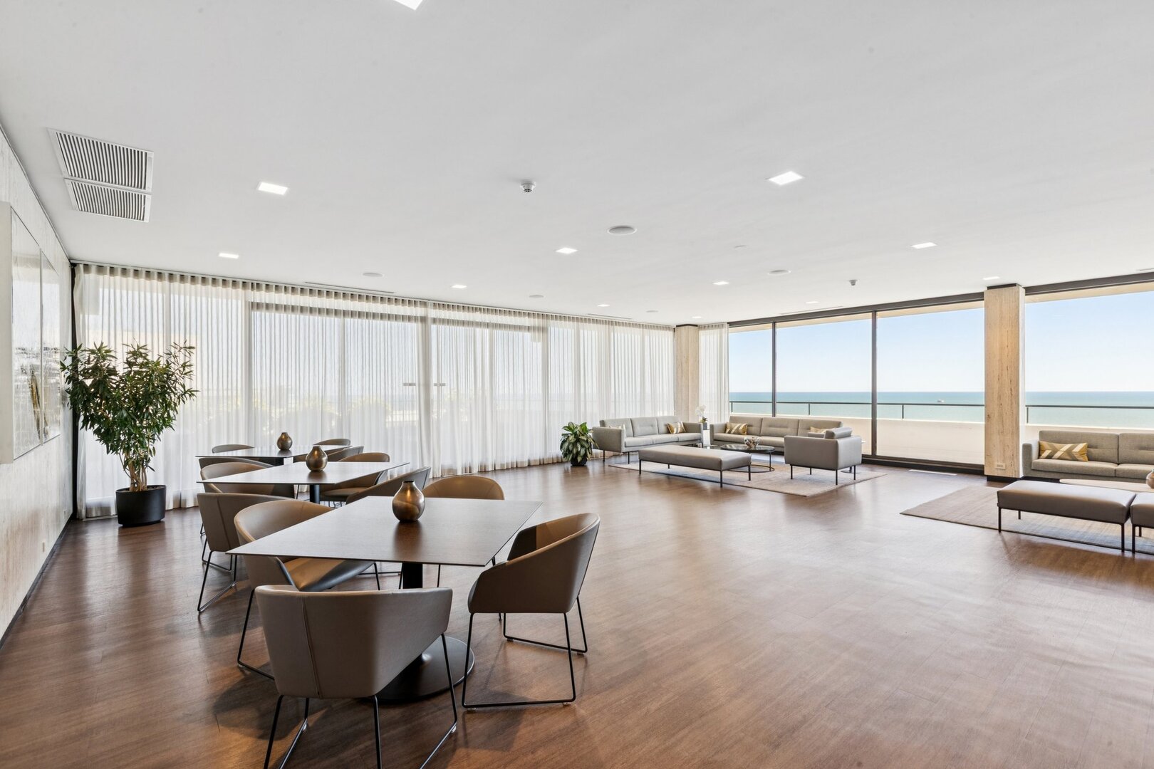 1212 N Lake Shore Drive #10CS, Chicago, IL 60610